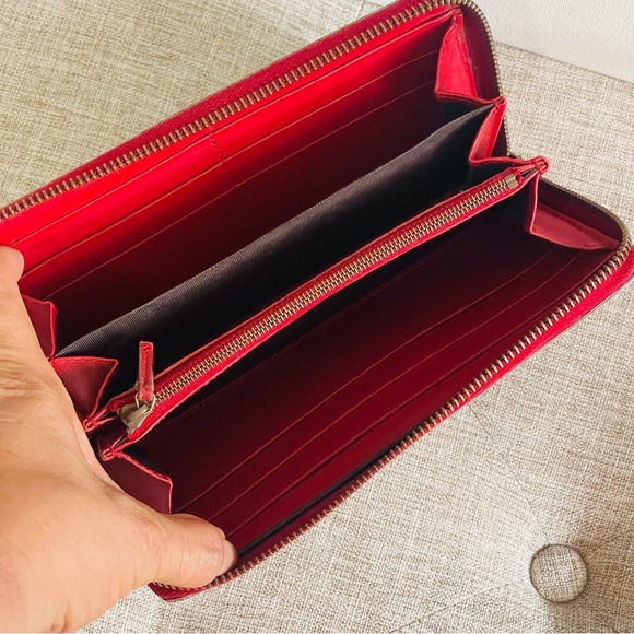 Gucci GG Supreme Canvas Zip Around Wallet with Cherries - Picture 10 of 14